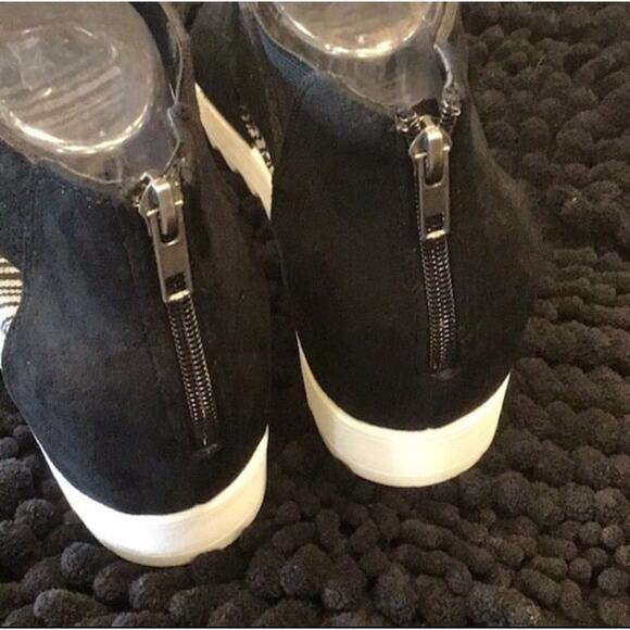 Very G Allie Platform Gladiator Sandals size 9.5 or 10, Black and White - Picture 4 of 9